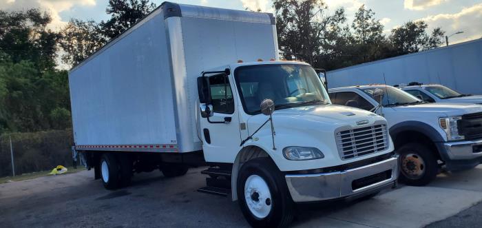 2019 Freightliner Business Class M2 106-1