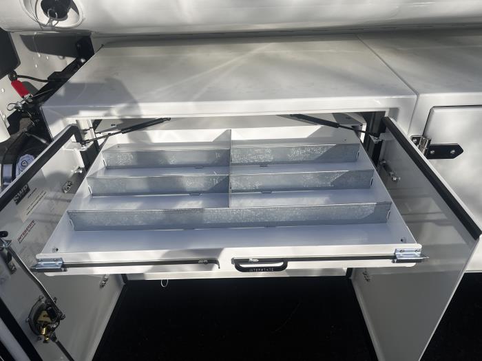 2026 Peterbilt 548-7