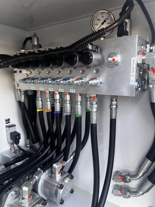 2026 Peterbilt 548-21