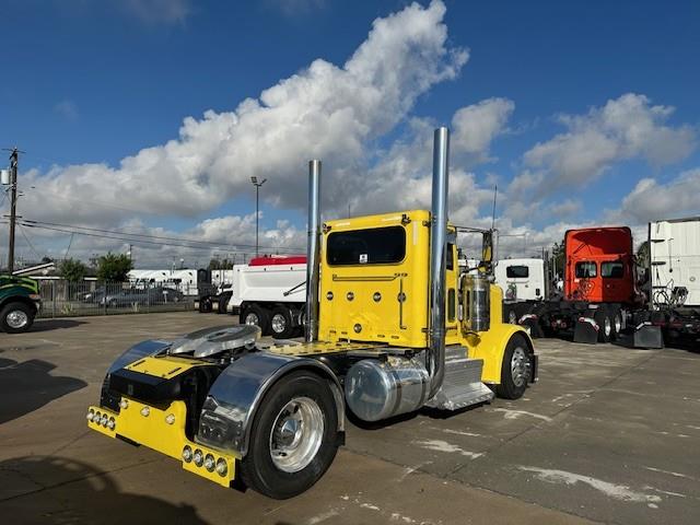 2015 Peterbilt 389 photo 4