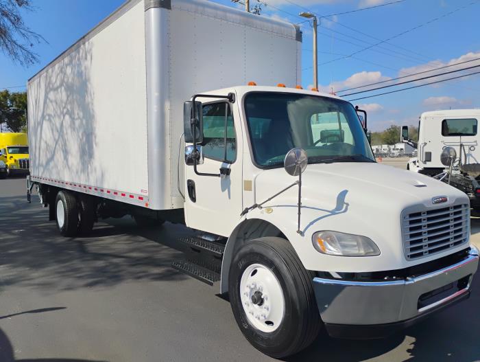 2019 Freightliner Business Class M2 106-3