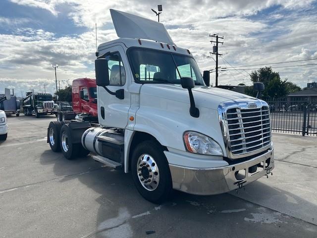 2018 Freightliner Cascadia-10