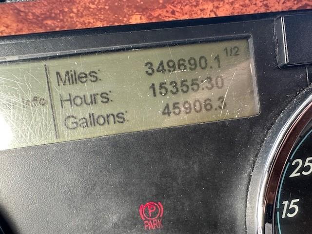 2019 Freightliner Cascadia-1