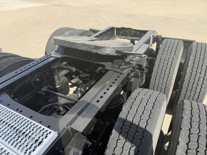 2022 Peterbilt 579-15