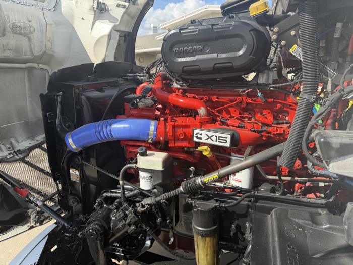 2022 Peterbilt 579-18