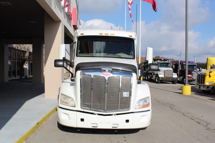 2022 Peterbilt 579-2
