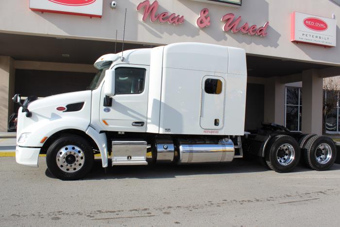 2022 Peterbilt 579-3