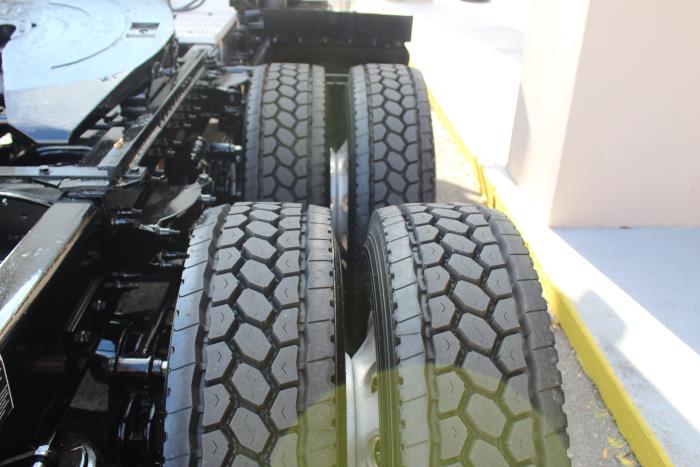 2022 Peterbilt 579-6