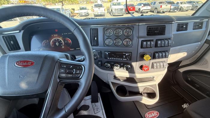 2026 Peterbilt 567-21
