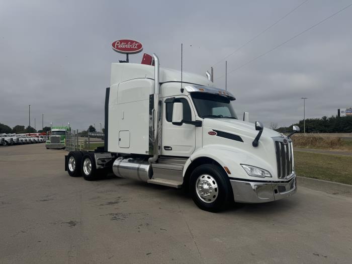 2025 Peterbilt 579-4