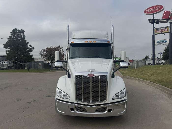 2025 Peterbilt 579-7