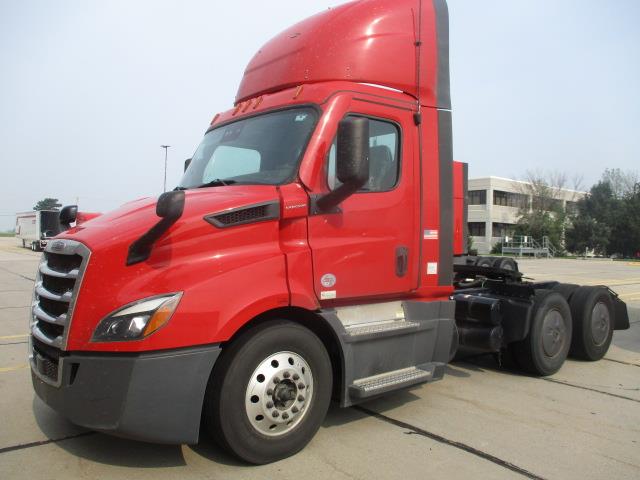 2019 Freightliner Cascadia-1