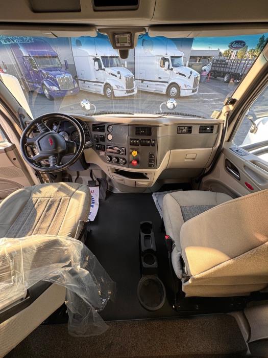 2019 Peterbilt 579-14