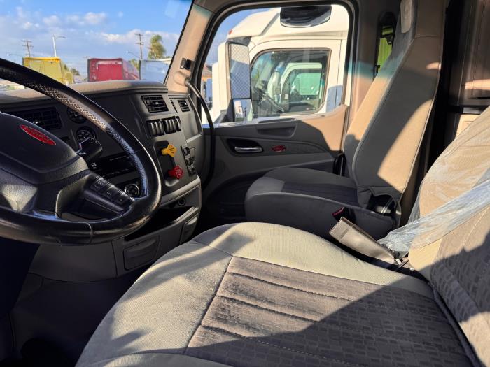 2019 Peterbilt 579-10