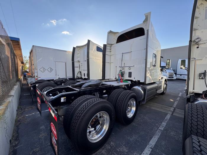 2019 Peterbilt 579-4