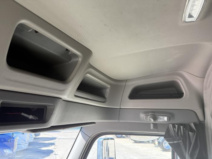 2022 Peterbilt 567-9