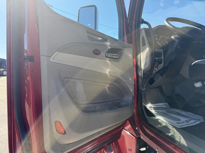 2022 Peterbilt 567-15