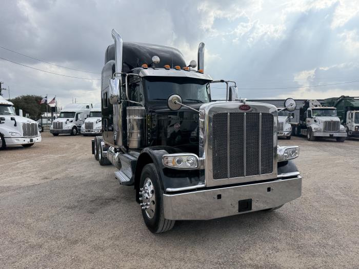 2022 Peterbilt 389-24