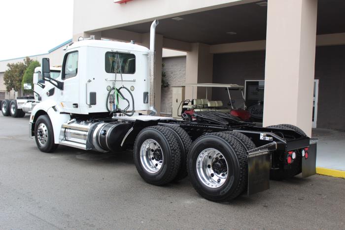 2020 Peterbilt 579-4