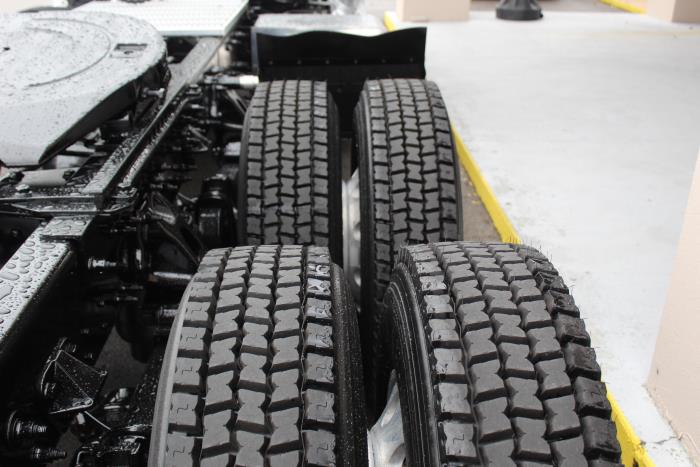 2020 Peterbilt 579-6