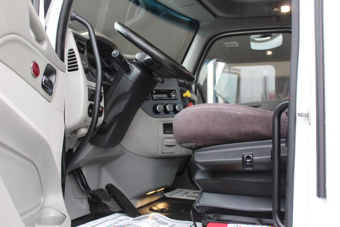 2020 Peterbilt 579-9