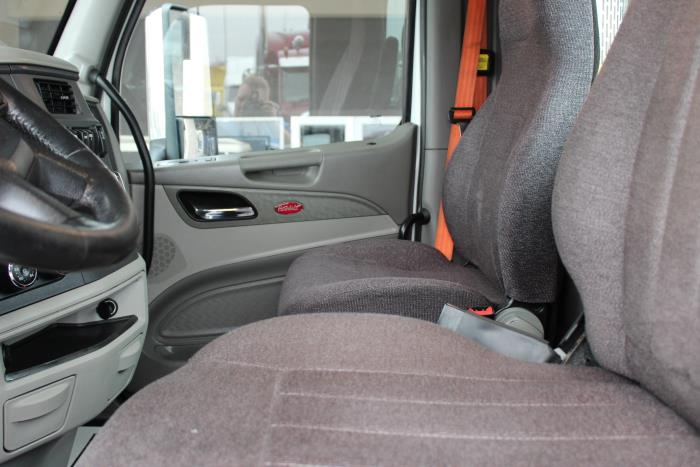 2020 Peterbilt 579-10