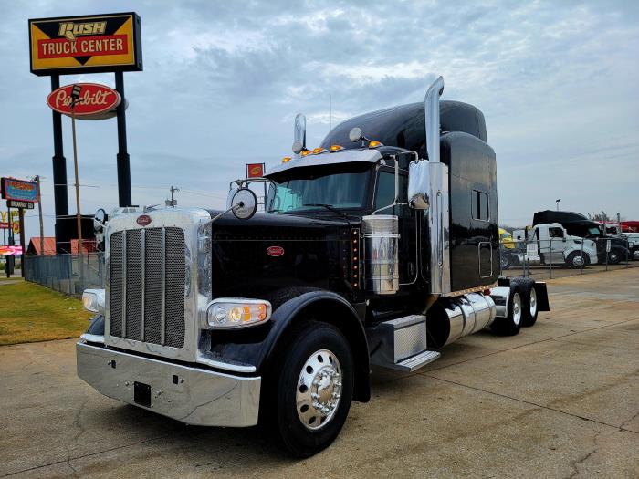 2022 Peterbilt 389-3