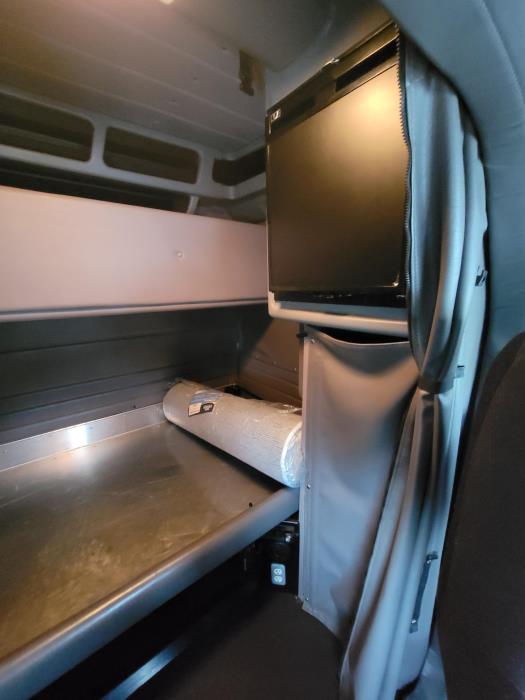 2022 Peterbilt 389-16