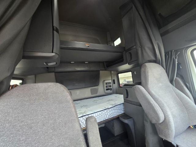 2024 International LT625 LT photo 2