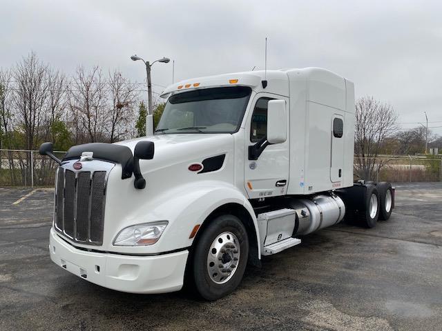 2022 Peterbilt 579-0