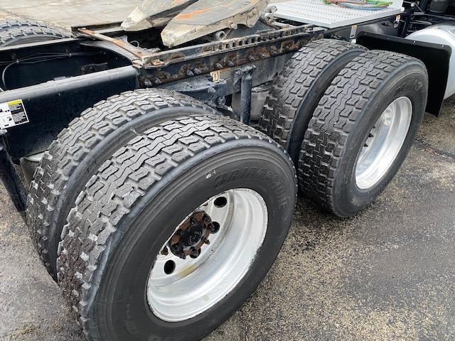 2022 Peterbilt 579-6