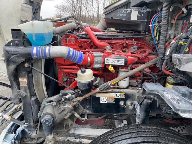 2022 Peterbilt 579-9