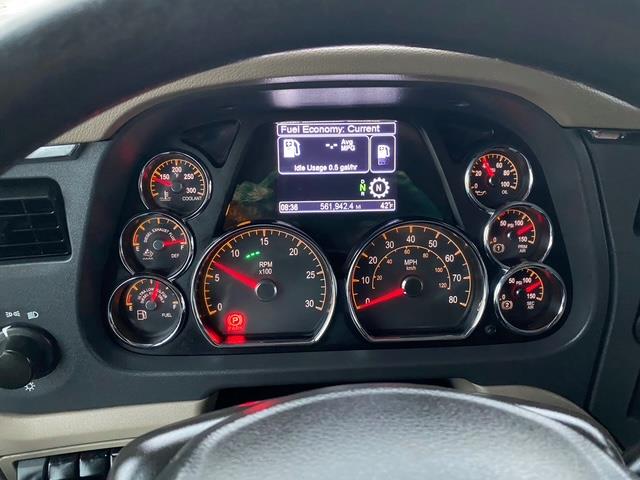 2022 Peterbilt 579-16