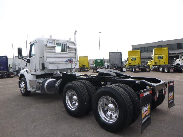 2019 Peterbilt 579 photo 4