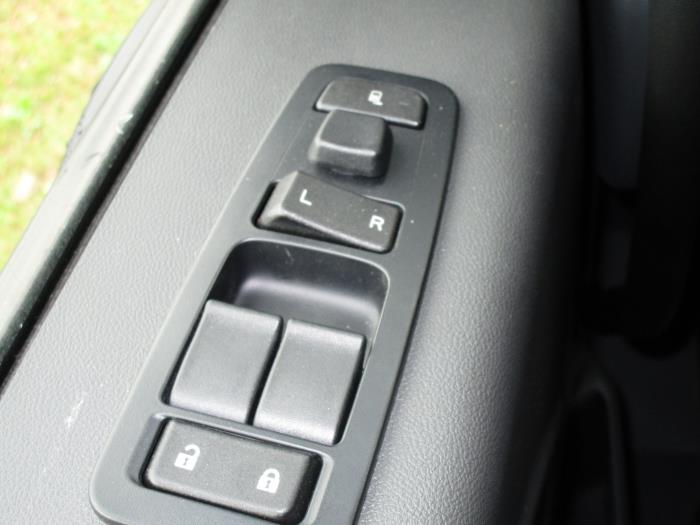 2026 Peterbilt 548-31