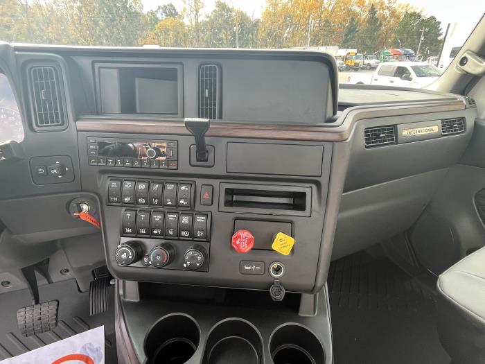 2026 International LT625-6