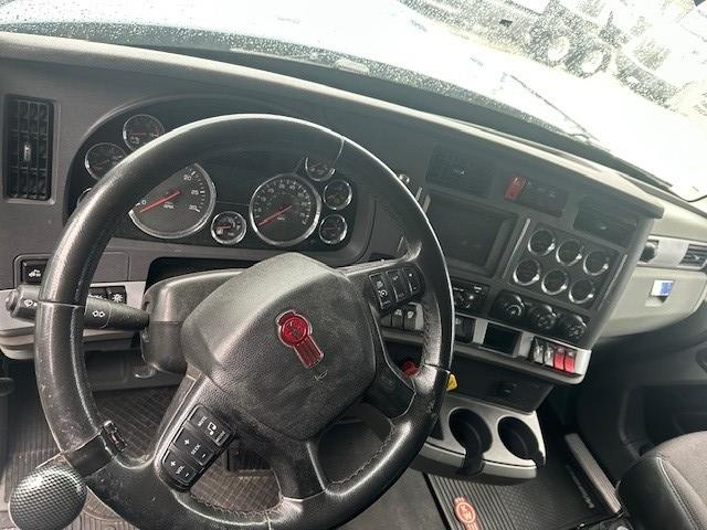 2021 Kenworth W990-12