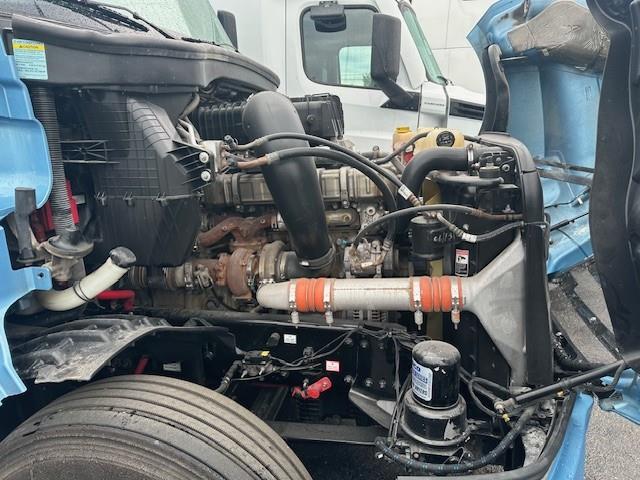 2021 Freightliner Cascadia-3