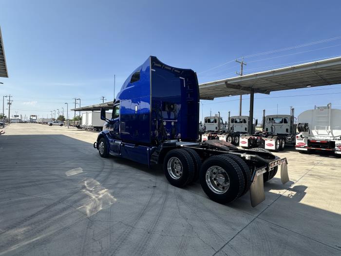 2022 Peterbilt 579-3