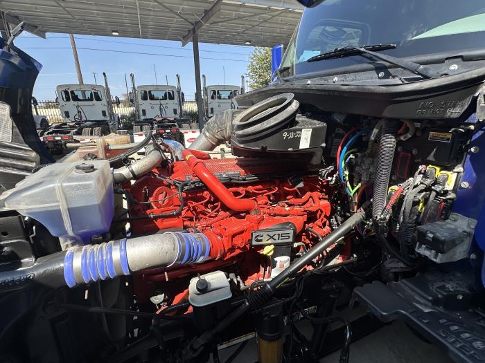 2022 Peterbilt 579-9