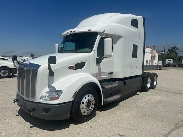 2021 Peterbilt 579-7