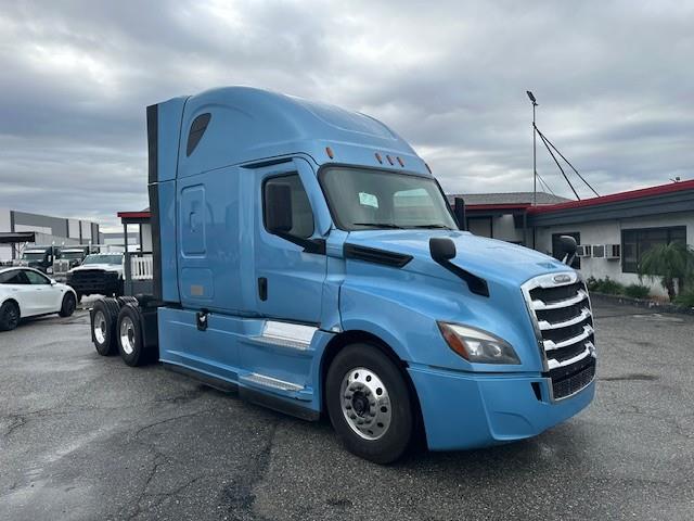 2021 Freightliner Cascadia-10