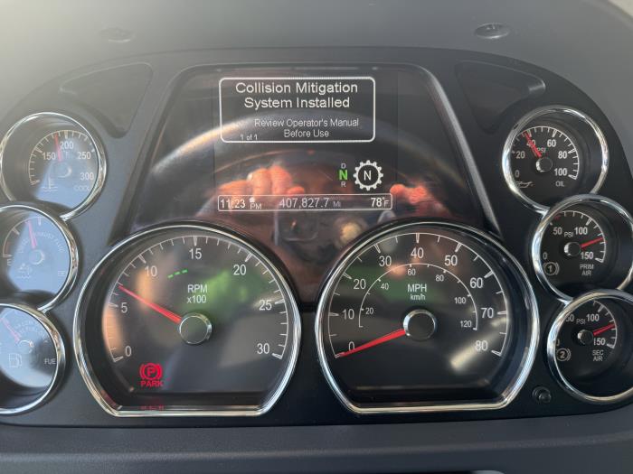 2021 Peterbilt 579-5