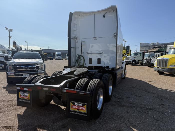 2021 Peterbilt 579-27