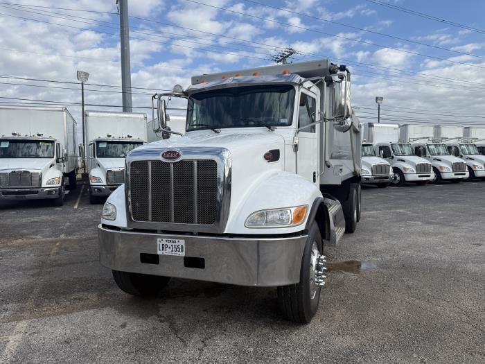 2018 Peterbilt 348-17