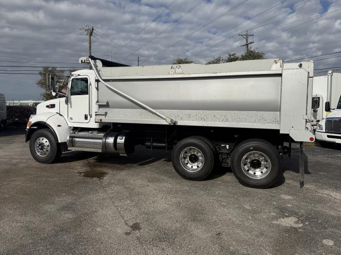 2018 Peterbilt 348-36