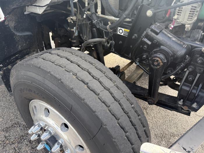 2018 Peterbilt 348-46