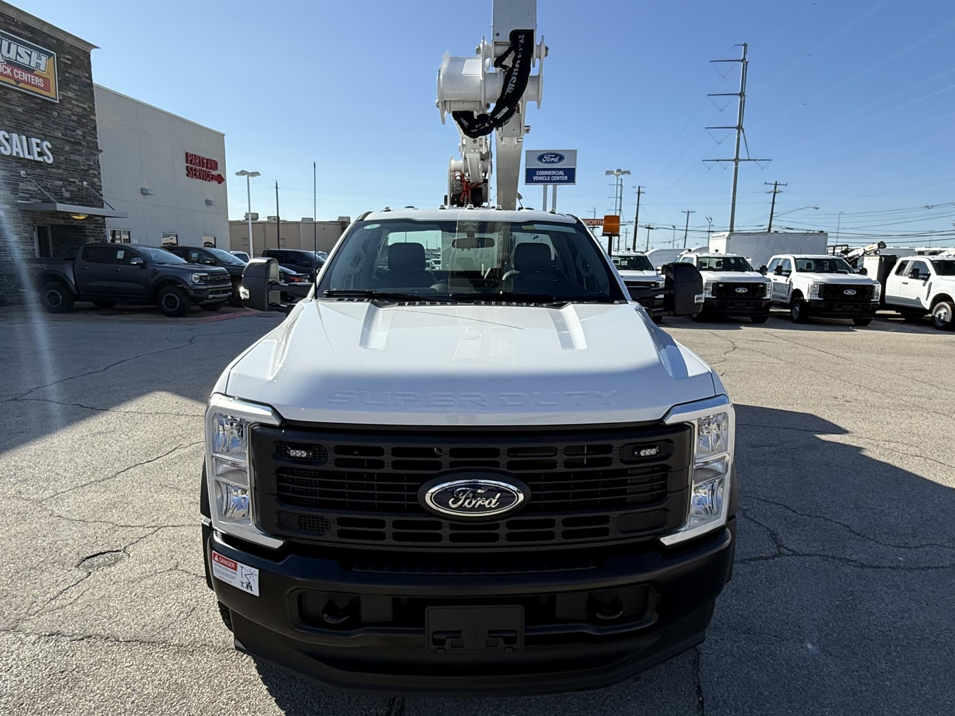 New 2024 Ford F-550 Regular Cab Bucket Truck for sale #1977598 - photo 8
