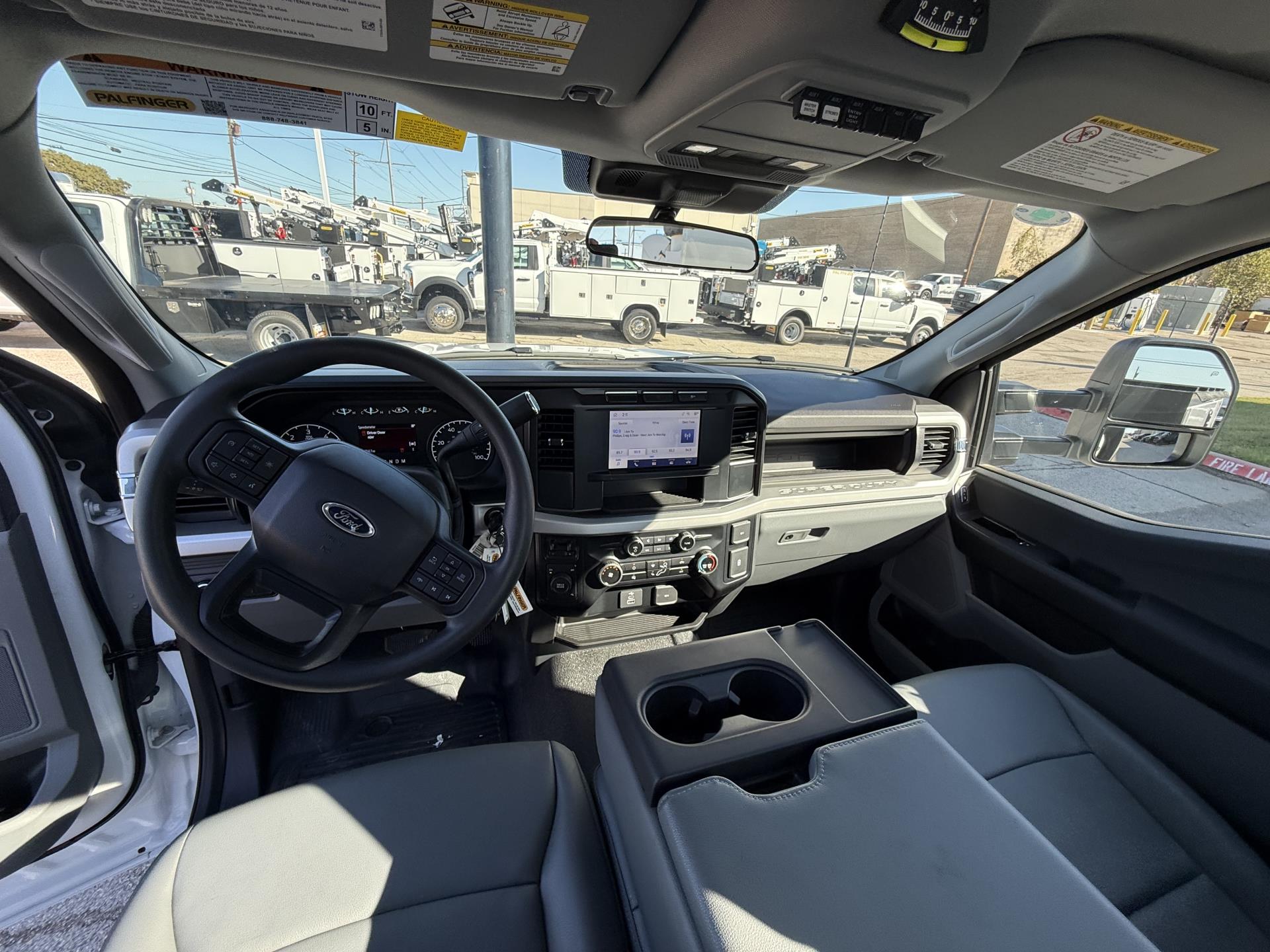 New 2024 Ford F-550 Regular Cab Bucket Truck for sale #1977598 - photo 10