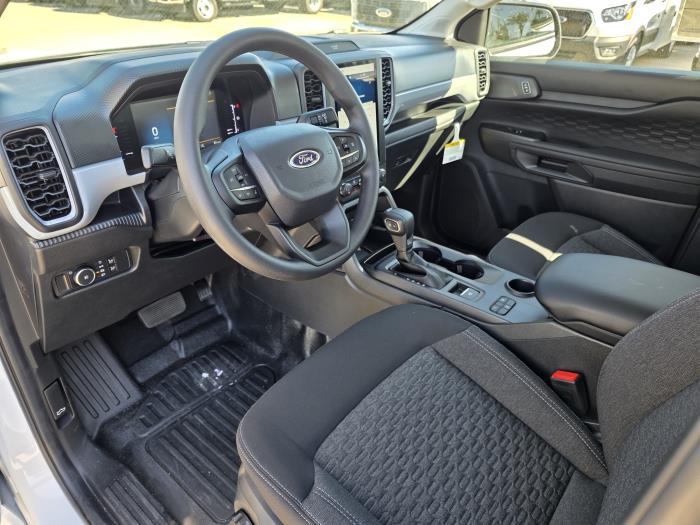 2025 Ford Ranger-14